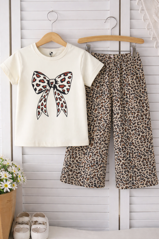 Wild chic summer t shirt & trouser